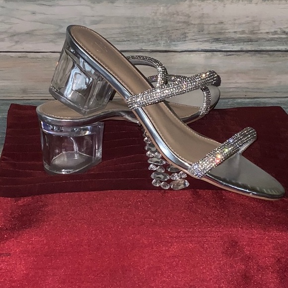 JustFab Shoes - RESERVE Beautiful Mule sandal